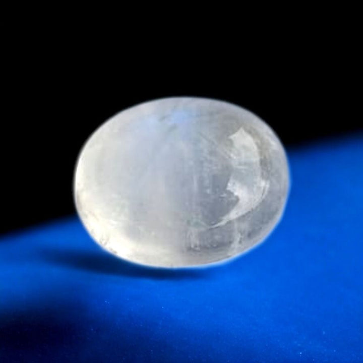 Natural Moonstone – 9.15 Carats Oval Cabochon
