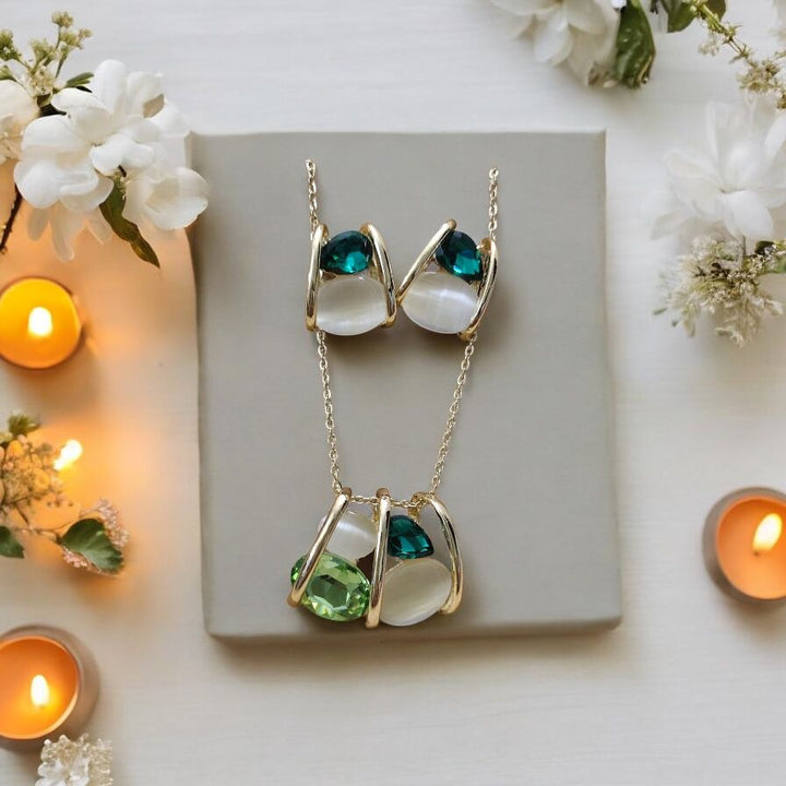 Gem Nest Pendant & Stud Set