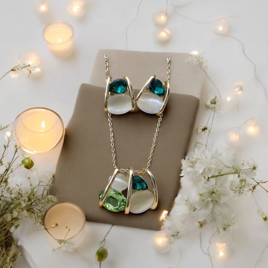 Gem Nest Pendant & Stud Set