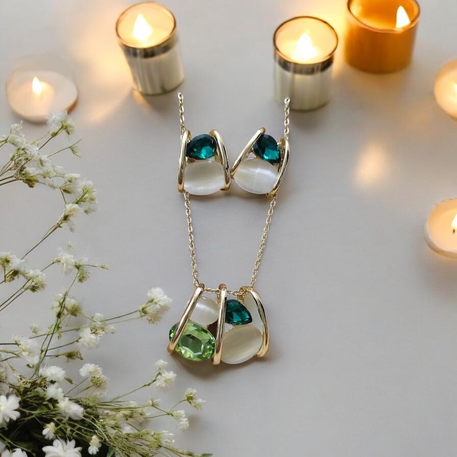 Gem Nest Pendant & Stud Set