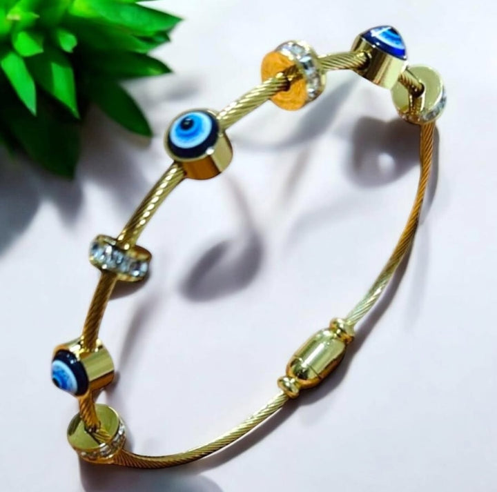 Divine Shield Cable Bracelet