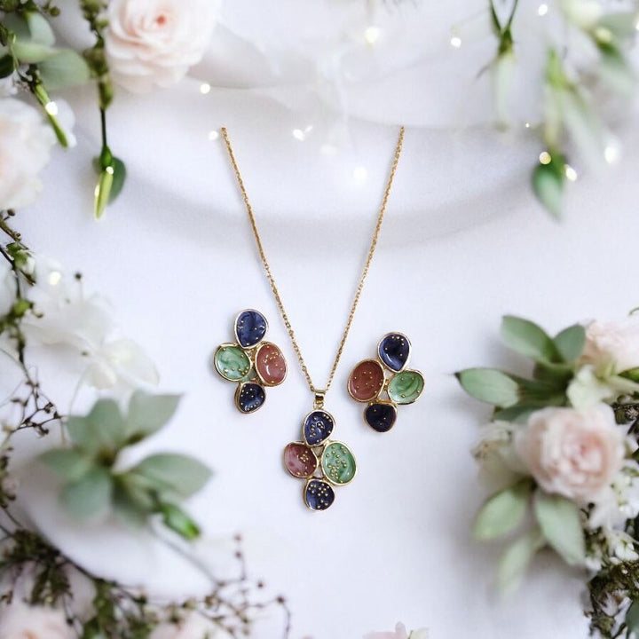 Color Bloom Necklace & Earrings Set